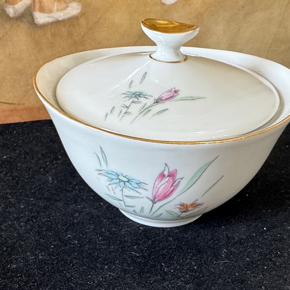 Vintage 1960 Bavaria Wild flower Floral Sugar, and Creamer Serveware Set - Picture 6 of 12